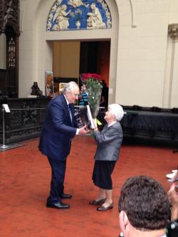 А.Н. Володчинский и И.А. Антонова на открытии выставки «Русское искусство XIX–XX веков из собрания А.Н. Володчинского» в Итальянском дворике Главного здания ГМИИ им. А.С. Пушкина 12 июля 2015 года. А.Н. Володчинский и И.А. Антонова на открытии выставки «Русское искусство XIX–XX веков из собрания А.Н. Володчинского» в Итальянском дворике Главного здания ГМИИ им. А.С. Пушкина 12 июля 2015 года.